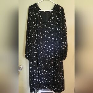 The Pyramid Collection Black V-Neck Bishop Sleeve Sundress